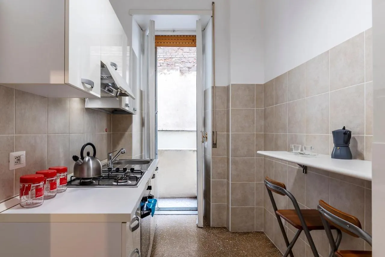 Rione Monti Terrace Apartment Roma
